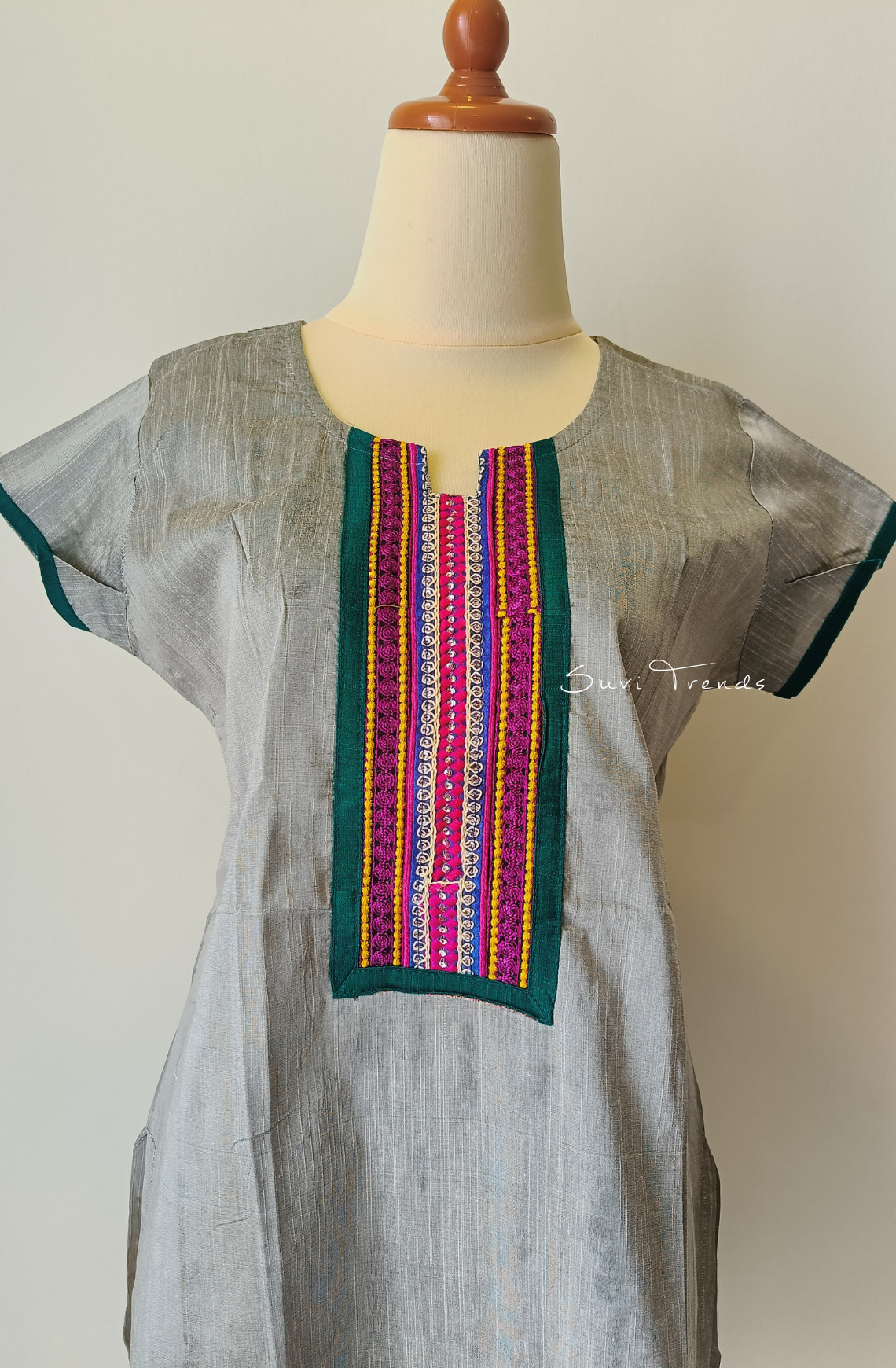 Solid Straight Cotton Kurta - Grey