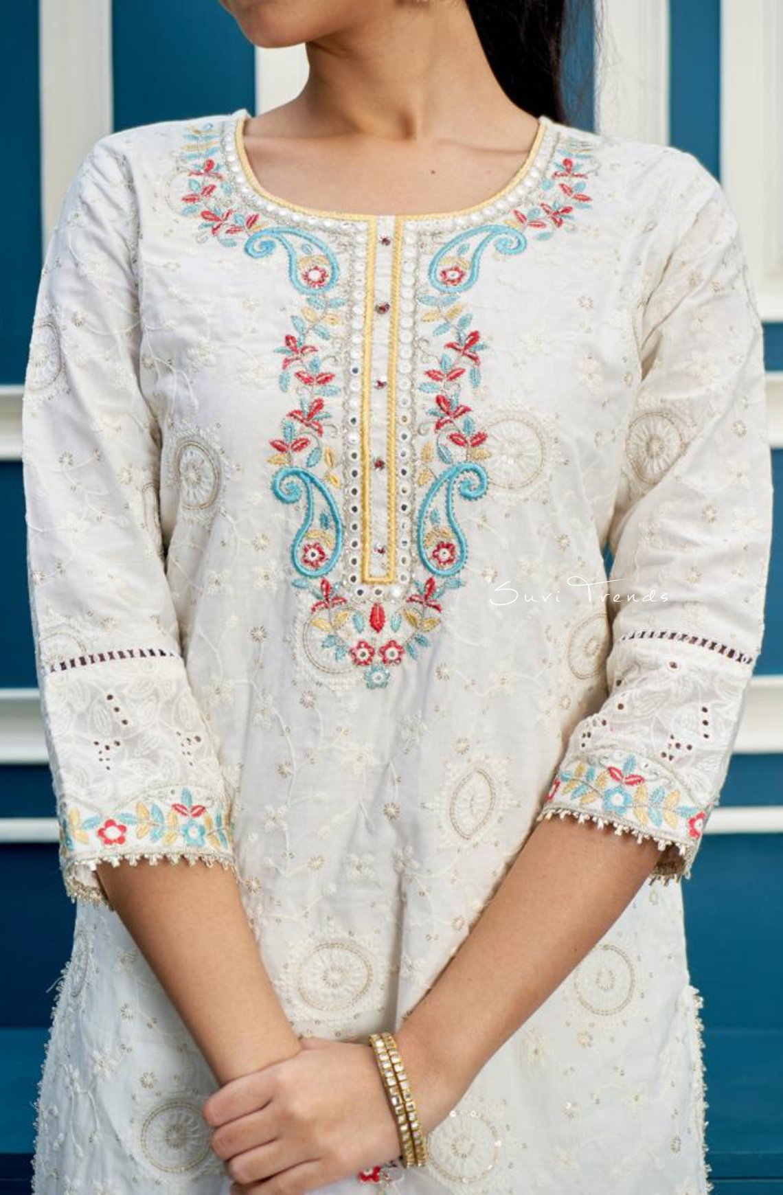 Paisley Motif Embroidered Suit Set - White