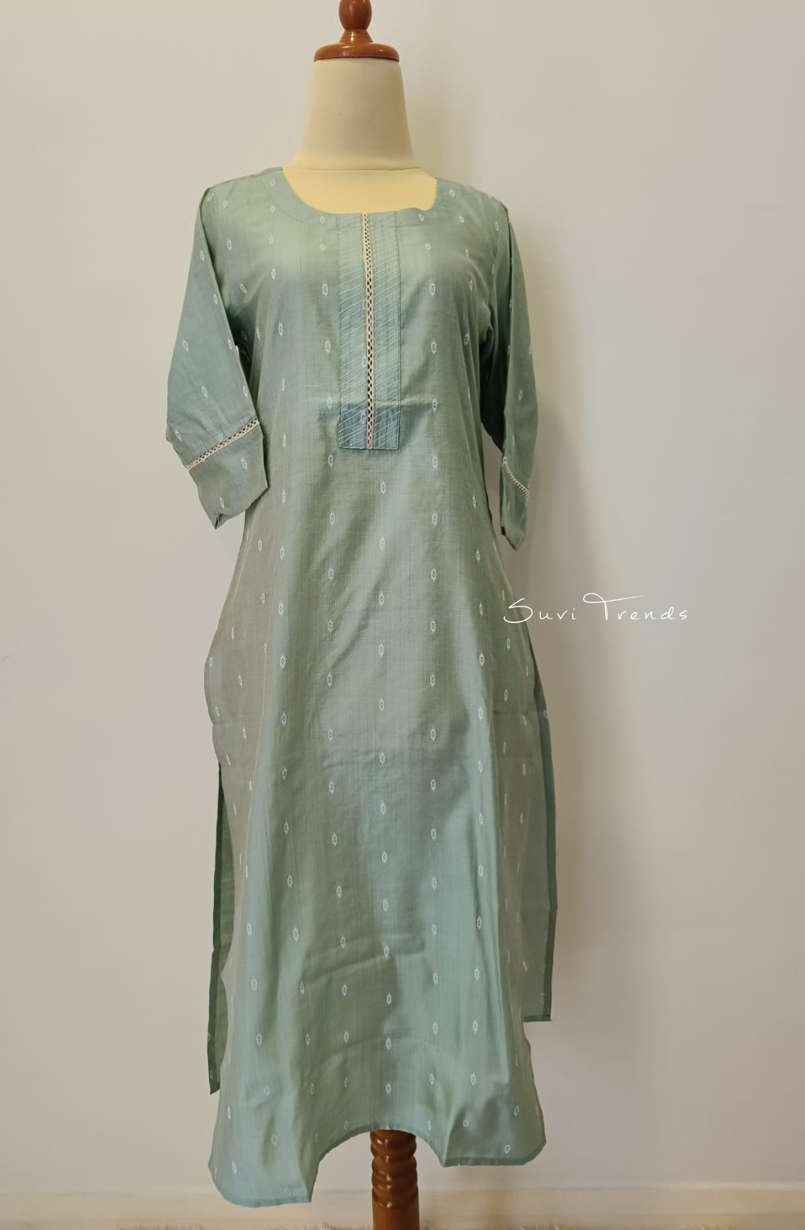 All Over Butta Embroidered Kurta - Green