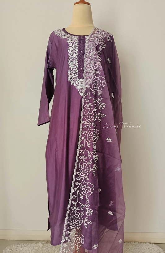 Floral Embroidered Muslin Suit Set - Mauve