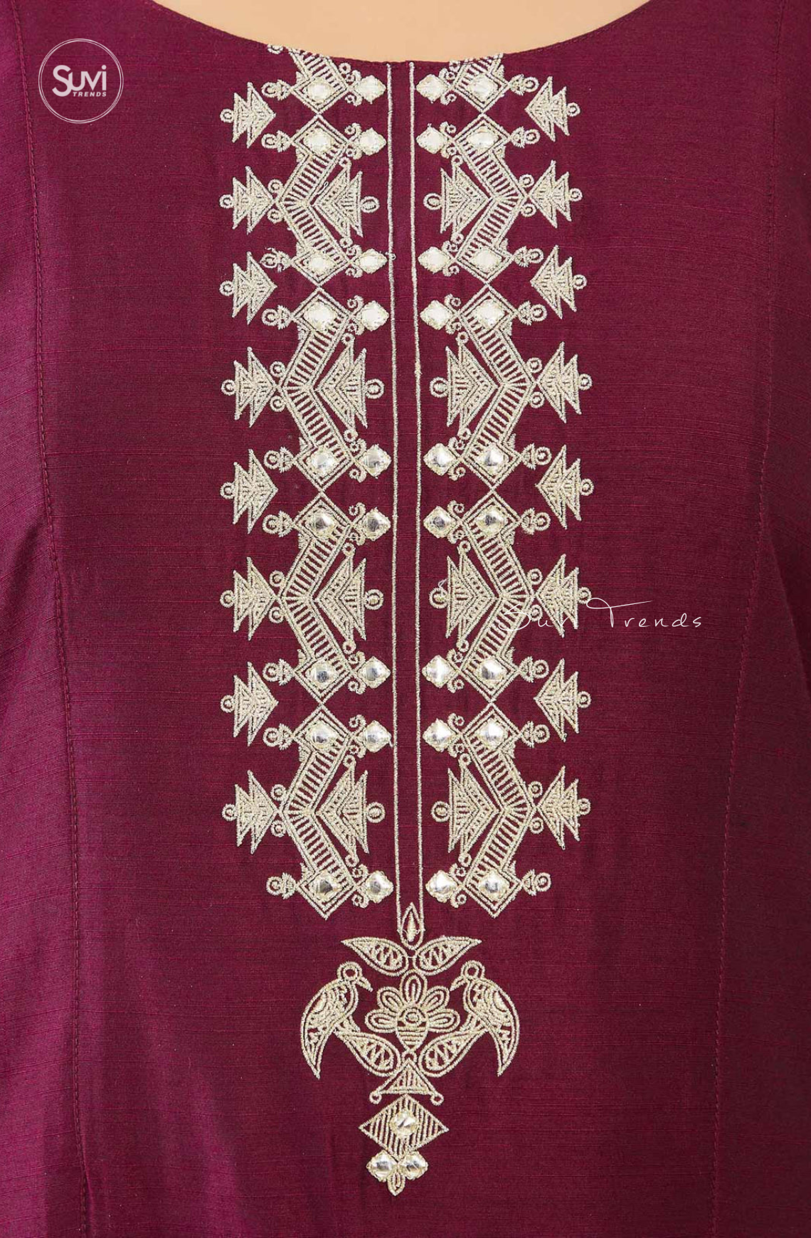 Contrast Foil Mirror Embroidered Kurta - Magenta