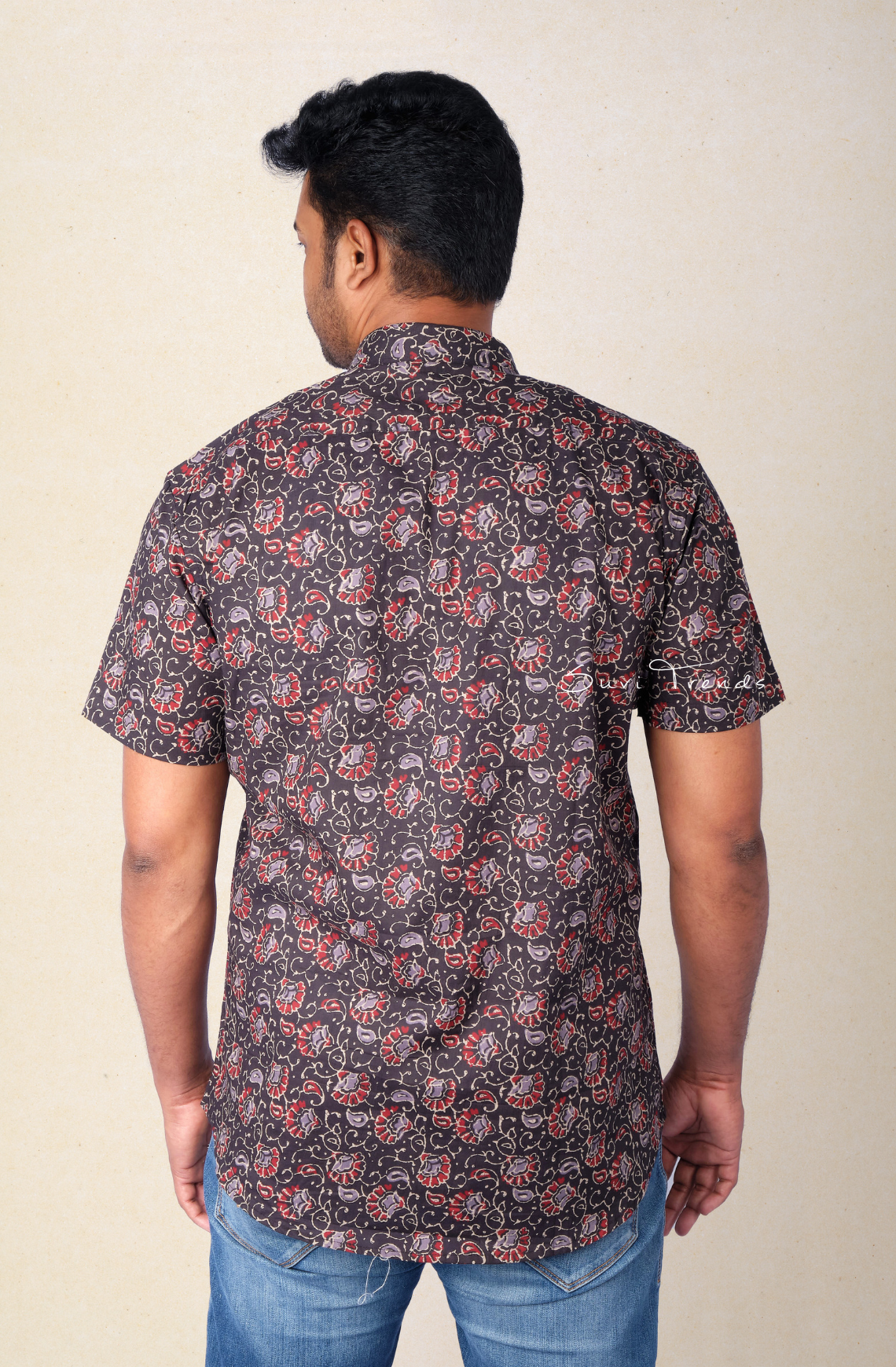 Men's Floral Printed Cotton Shirt - Black & Red